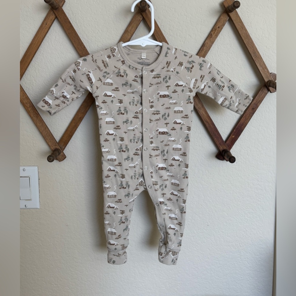 Rylee + Cru Cotton North Pole Print Baby Long John Pajamas 6m
